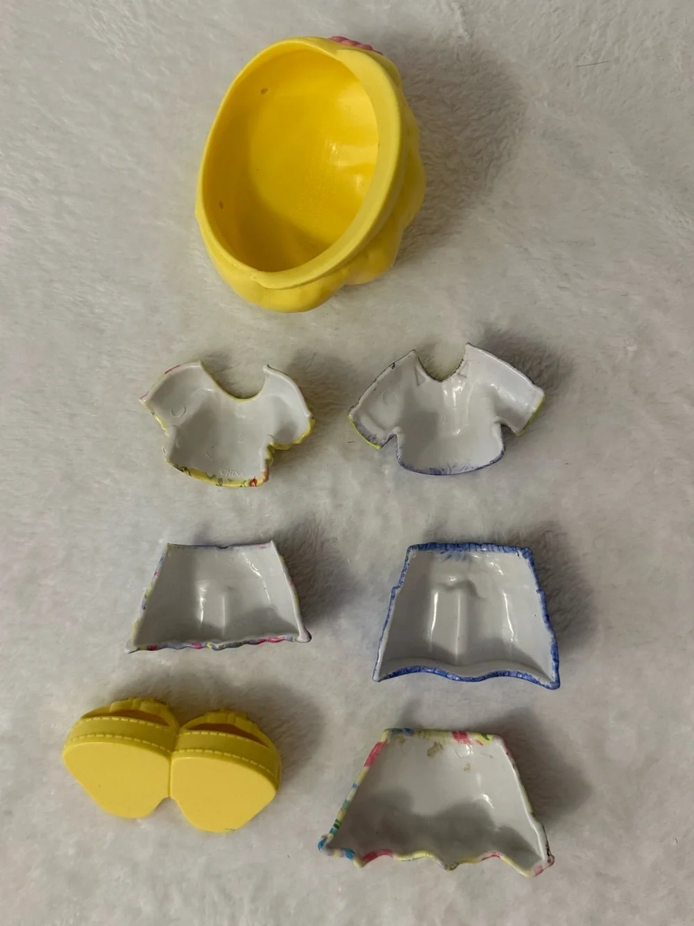 Fisher Price Snap N Style Erika Brown Hair Doll With Outfits and Accessories